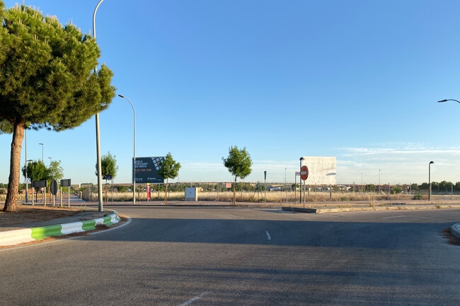 Más detalles de Avenida Jose Luis Sampedro Sector Sur-r9 Tc E2, Azuqueca de Henares - Terreno en venta
