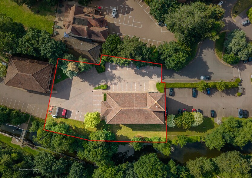 4 Rushmills, Northampton en venta - Foto del edificio - Imagen 3 de 14