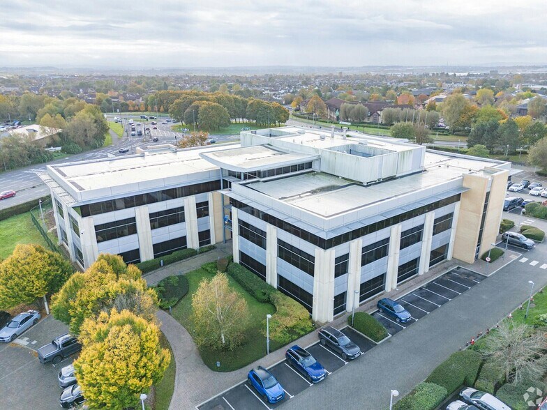 Park Ave, Almondsbury en alquiler - Foto del edificio - Imagen 3 de 10