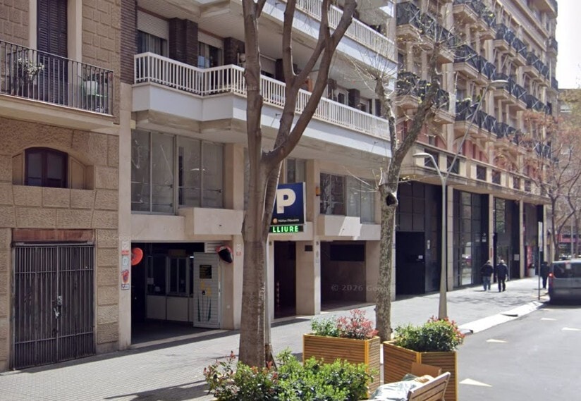 Edificio residencial en Barcelona, Barcelona en venta - Foto del interior - Imagen 2 de 3