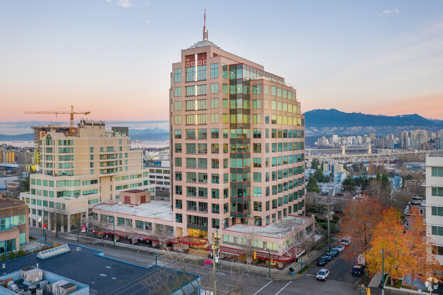 1333 W Broadway, Vancouver, BC en alquiler - Foto del edificio - Imagen 1 de 7