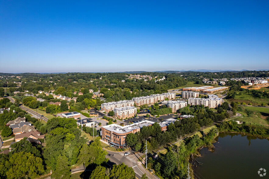 2099 Thunderhead Rd, Knoxville, TN en alquiler - Vista aérea - Imagen 2 de 6