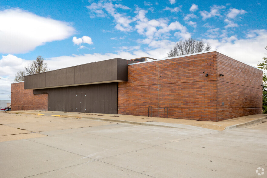 4024 Fleur Dr, Des Moines, IA en alquiler - Foto del edificio - Imagen 3 de 5