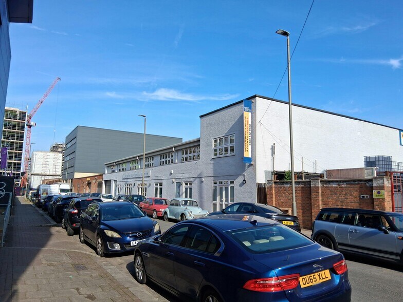 9 Lydden Rd, London en venta - Foto del edificio - Imagen 3 de 10