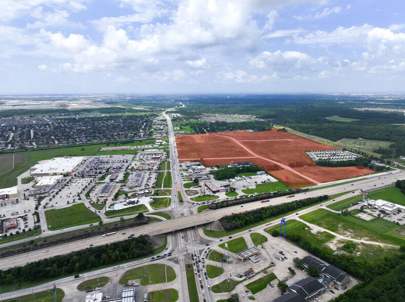 8701 N Highway 146, Baytown, TX en venta - Foto del edificio - Imagen 2 de 3