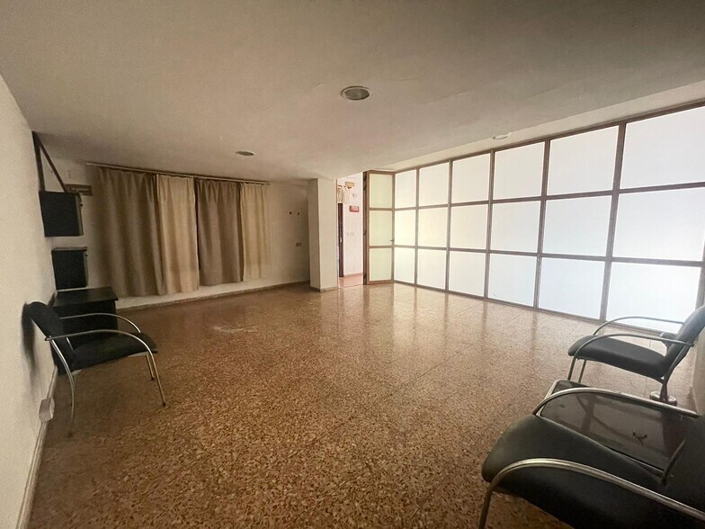 Local en Albalat de la Ribera en venta - Foto del edificio - Imagen 2 de 18