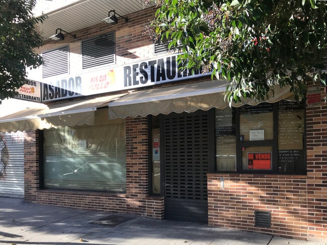 Más detalles de Calle Almendros, 7, Coslada - Edificio residencial​ en venta