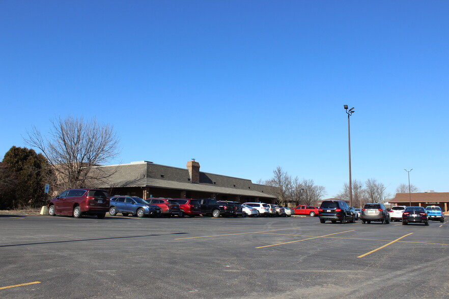 1009 W Laraway Rd, New Lenox, IL en venta - Foto del edificio - Imagen 2 de 3