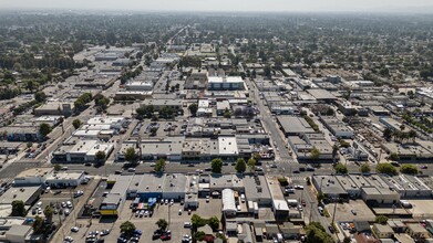 7114 Reseda Blvd, Reseda, CA en alquiler Foto del edificio- Imagen 2 de 27