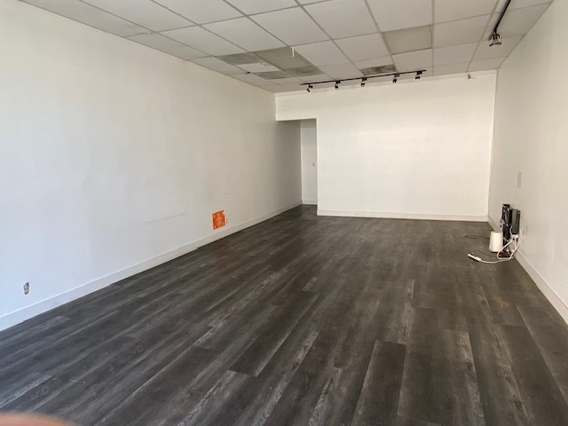 16060 Ventura Blvd, Encino, CA en alquiler - Foto del interior - Imagen 3 de 17