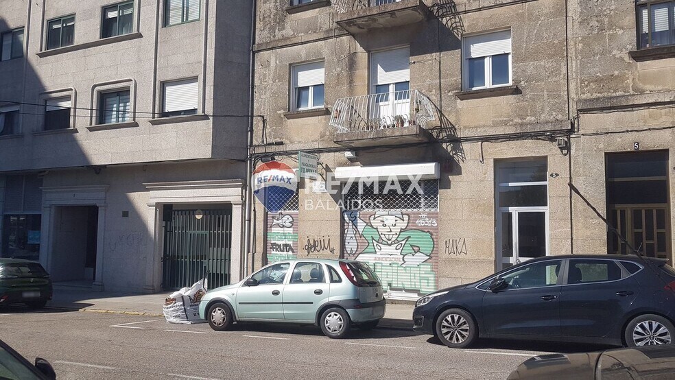 Local en Vigo, Pontevedra en alquiler - Foto del edificio - Imagen 3 de 6