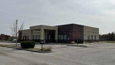 1705 E Industrial Dr, Terre Haute, IN en alquiler Foto del edificio- Imagen 2 de 3