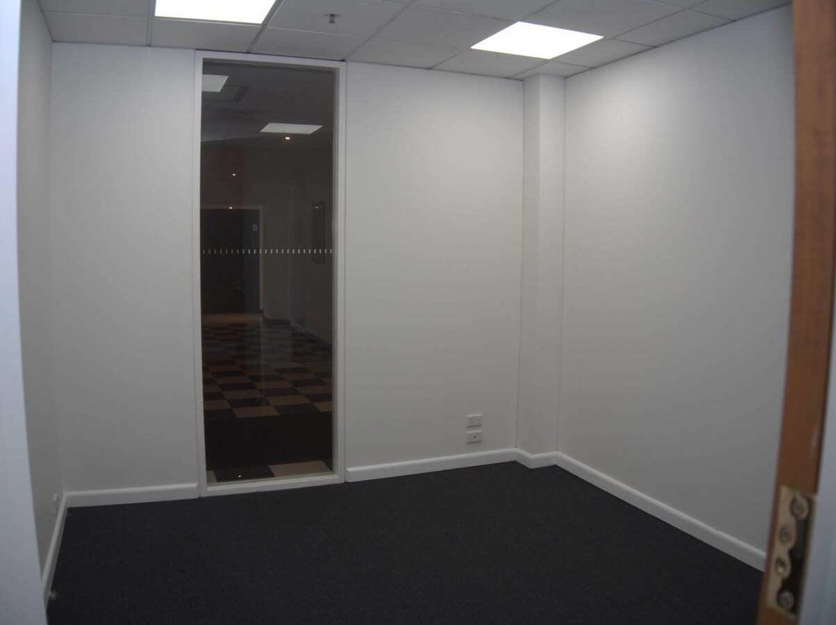 368 St Kilda Rd, Melbourne, VIC 3004 - Unidad 407 -  - Foto del interior - Image 2 of 5