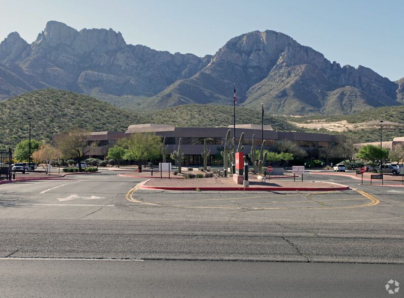 11100 N Oracle Rd, Tucson, AZ en alquiler - Foto del edificio - Imagen 3 de 8