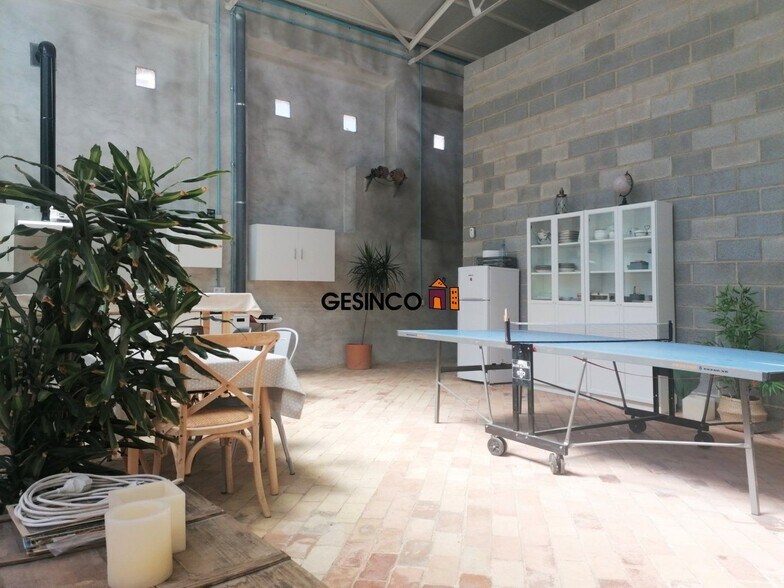 Local en Ontinyent, Valencia en venta - Foto del edificio - Imagen 1 de 24