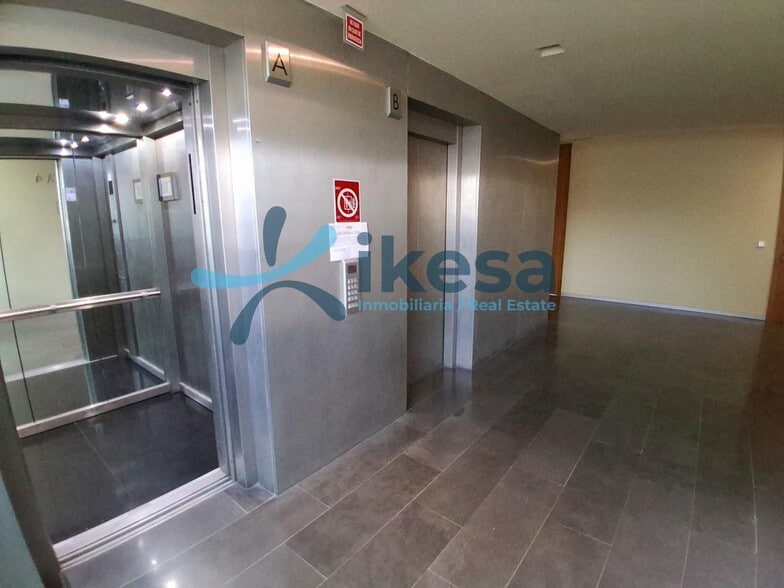 Oficina en SEVILLA, Sevilla en venta - Vestíbulo - Imagen 3 de 11