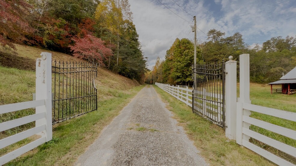 1204 S New Era Rd, Sevierville, TN en venta - Foto principal - Imagen 3 de 30