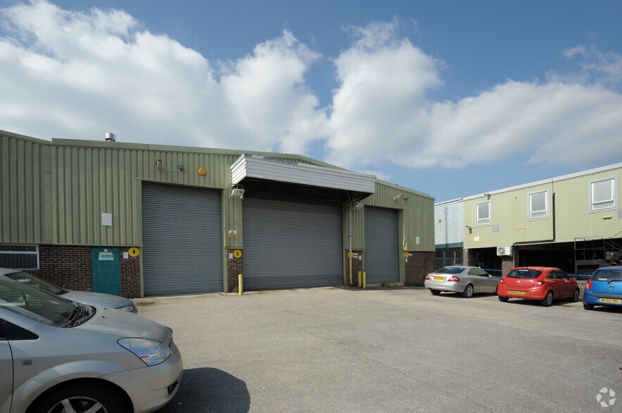 1-5 Kennet Way, Trowbridge en alquiler - Foto del edificio - Imagen 2 de 6