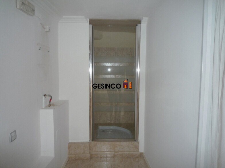 Local en Ontinyent, Valencia en venta - Foto del edificio - Imagen 3 de 5