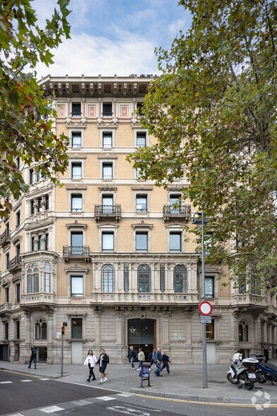 Gran Vía Corts Catalanes, 583, Barcelona, Barcelona en alquiler - Foto del edificio - Imagen 2 de 9