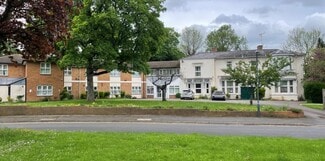 Más detalles de 2 Cedar Close, Stratford Upon Avon - Health Care en venta