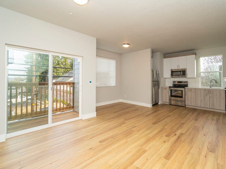 436 NE Stafford St, Portland, OR en venta - Foto del edificio - Imagen 2 de 5