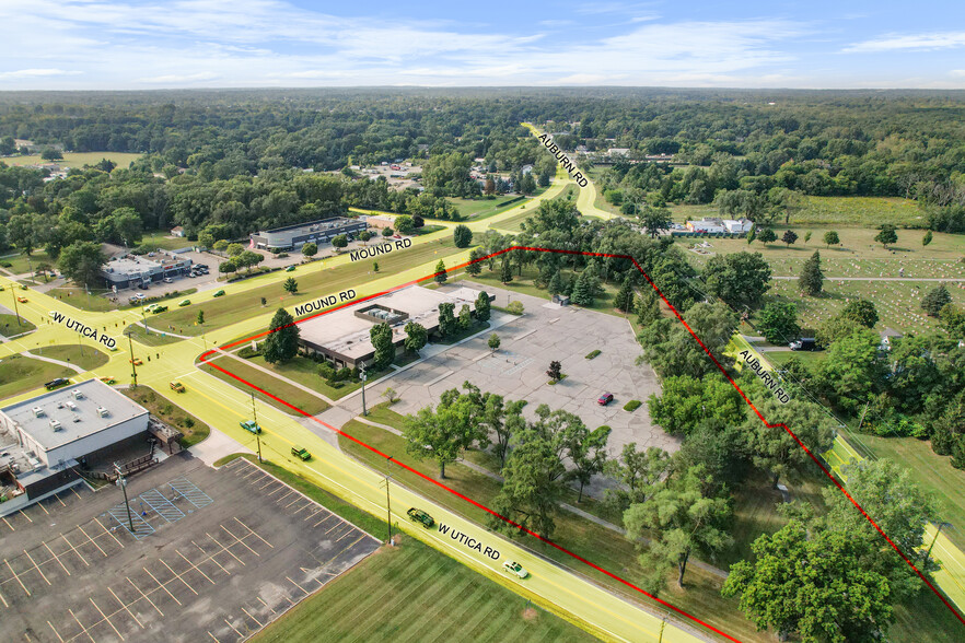 45700 Mound Rd, Shelby Township, MI en venta - Foto del edificio - Imagen 1 de 4