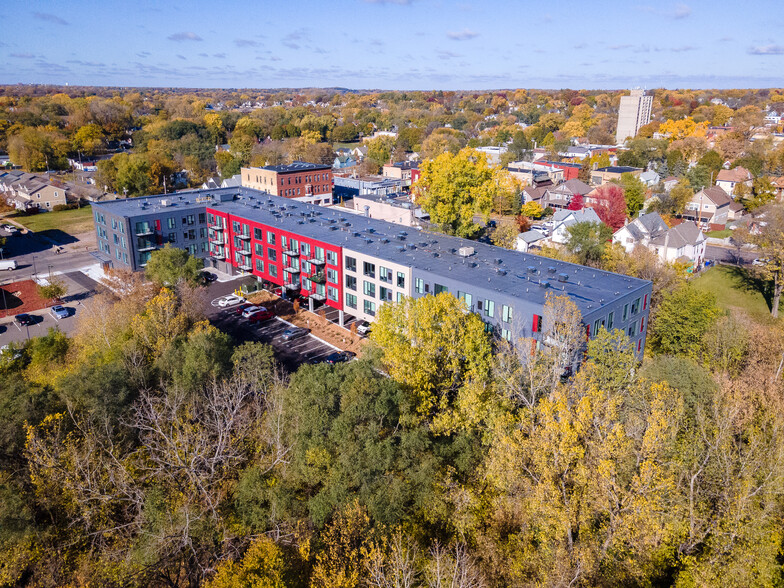 848 Payne Ave, Saint Paul, MN en alquiler - Foto del edificio - Imagen 1 de 3