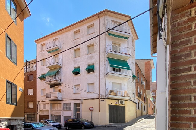 Más detalles de Calle Francisco de Quevedo, 5, Guadalajara - Edificio residencial​ en venta