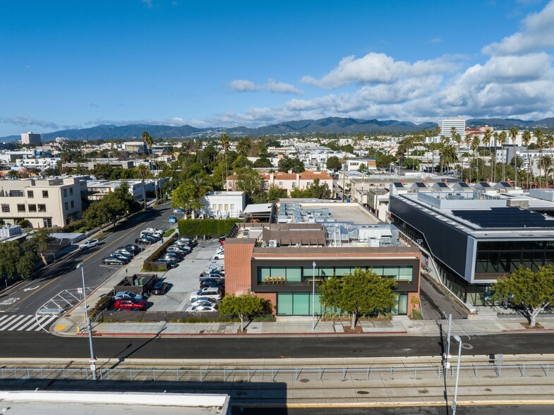 1205 Colorado Ave, Santa Monica, CA en venta - Foto del edificio - Imagen 2 de 6