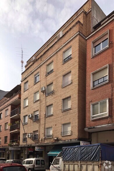 Calle Juan Ruiz de la Luna, 27, Talavera de la Reina, Toledo en alquiler - Foto del edificio - Imagen 2 de 2