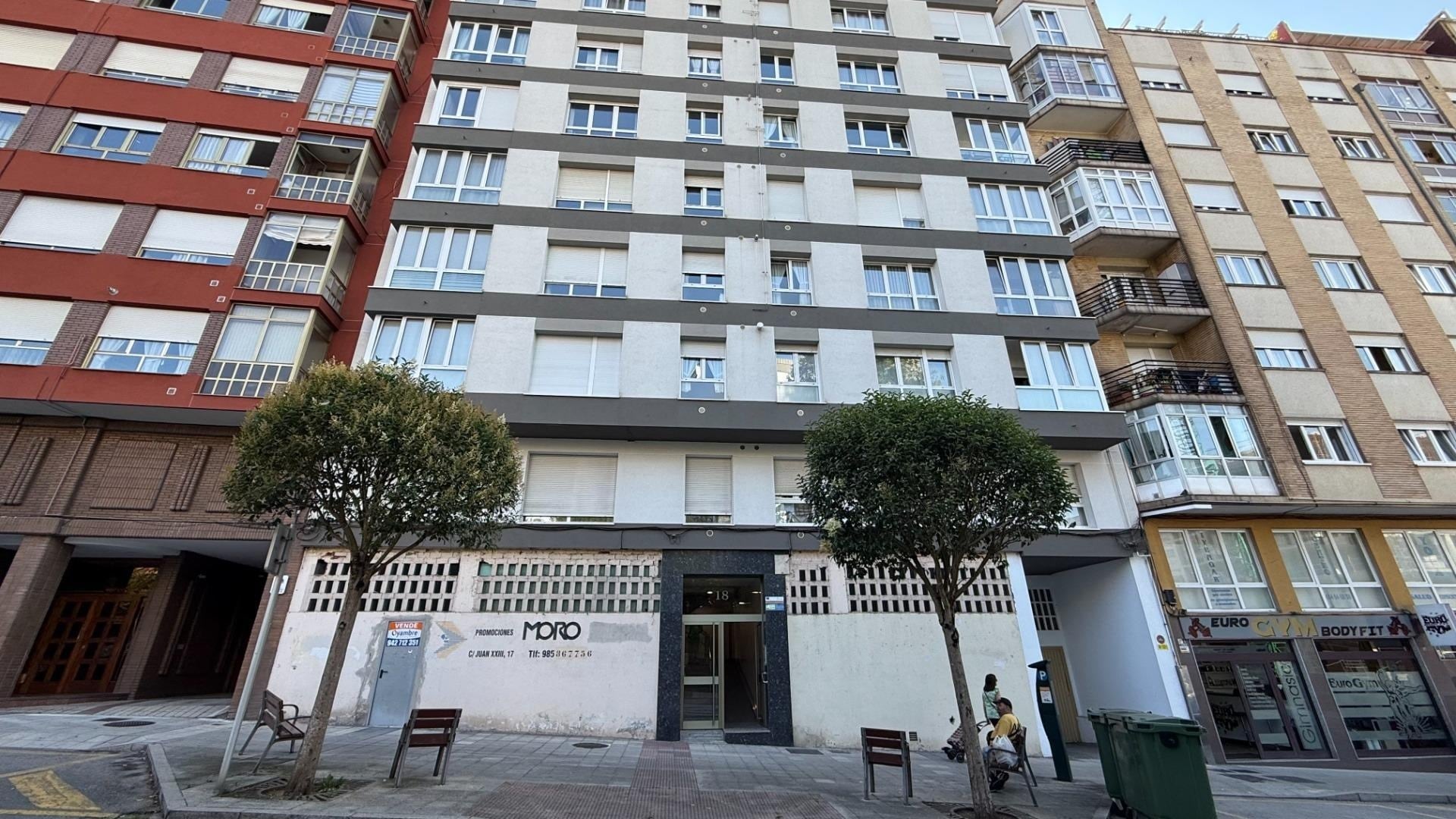 Calle José Manuel Pedregal, 18, Avilés, Asturias en venta Foto principal- Imagen 1 de 5