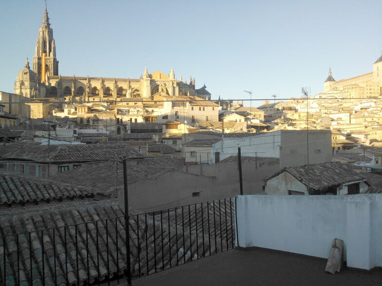 Edificio residencial en Toledo, Toledo en venta - Foto del interior - Imagen 1 de 11