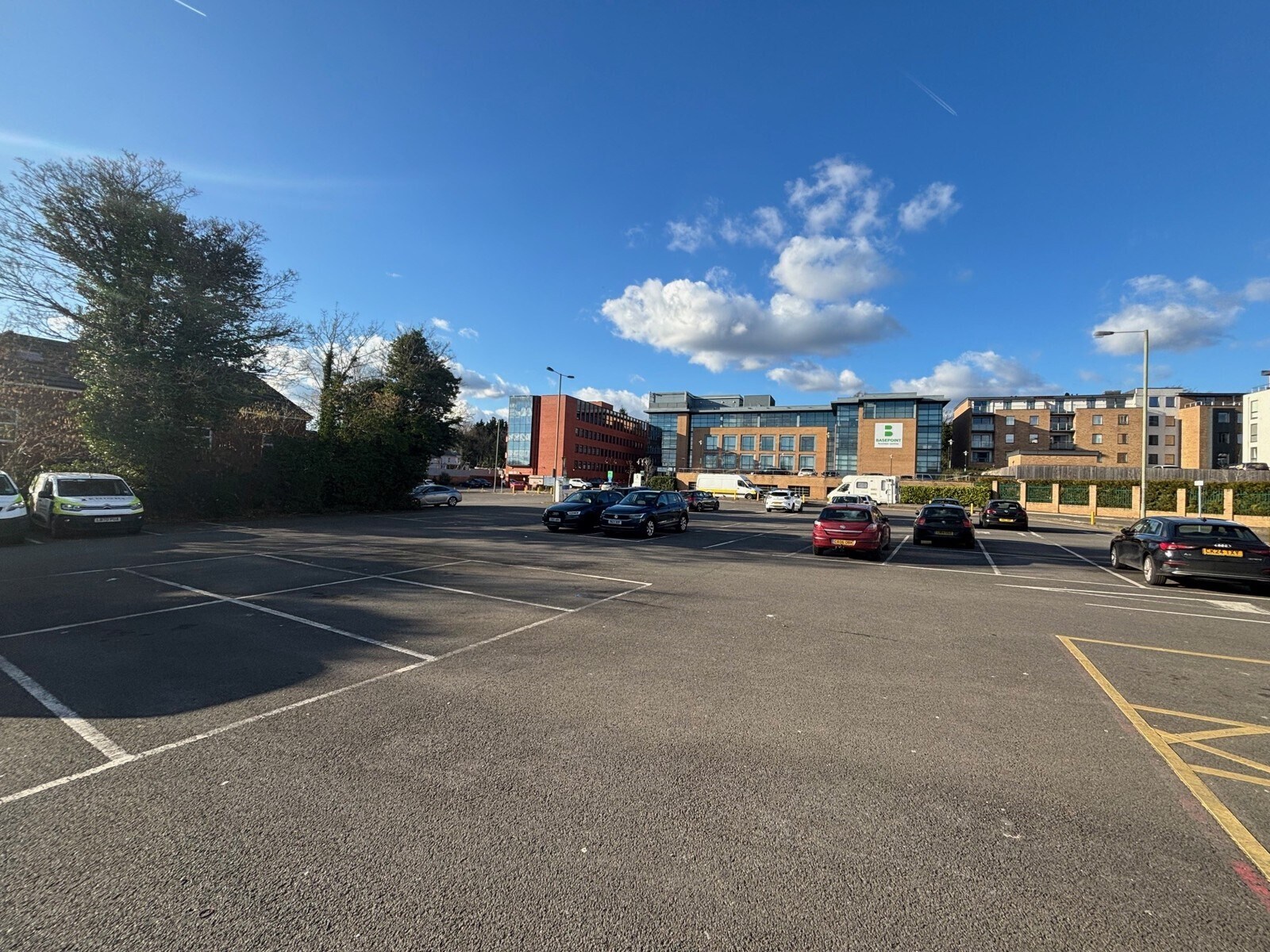 15 Sullivan Rd, Camberley en venta Foto principal- Imagen 1 de 2