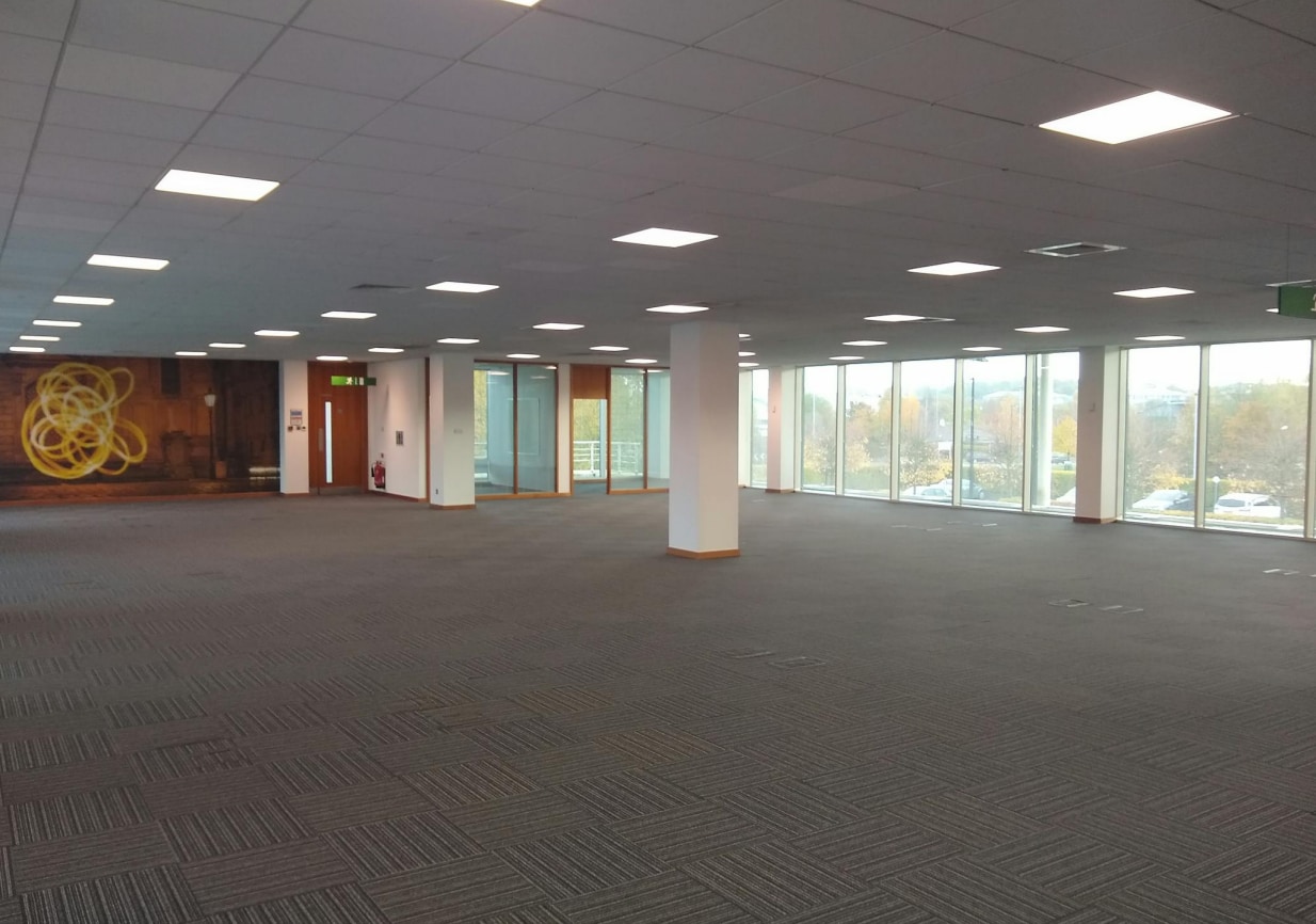 550 Oracle Parkway, Reading en alquiler Foto del interior- Imagen 1 de 2
