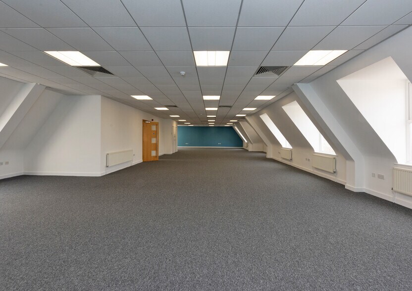 Emmanuel Ct, Sutton Coldfield en alquiler - Foto del edificio - Imagen 3 de 7