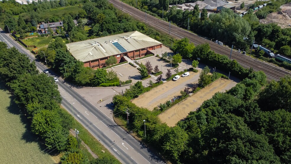 Watling St, Radlett en venta - Foto del edificio - Imagen 2 de 9