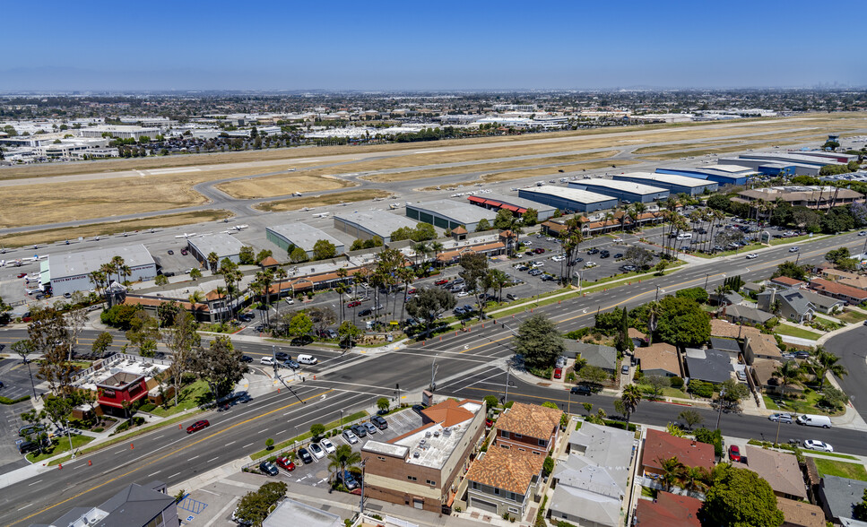 3525 E Pacific Coast Hwy, Torrance, CA en alquiler - Foto del edificio - Imagen 2 de 9