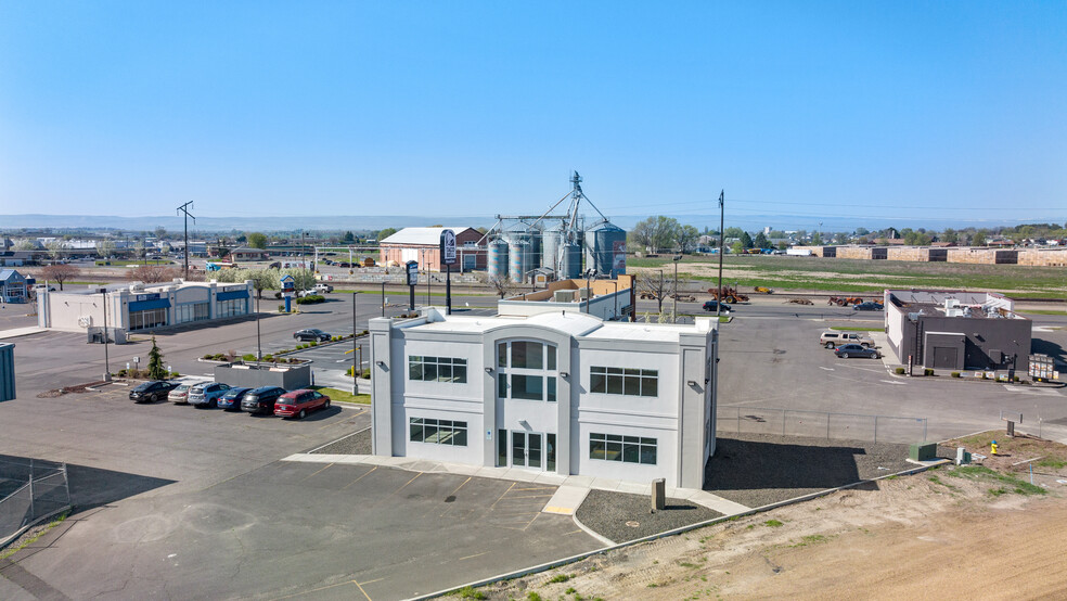 2576 Yakima Valley Hwy, Sunnyside, WA en alquiler - Foto del edificio - Imagen 2 de 13