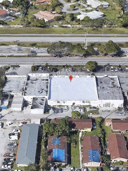 14301 S Dixie Hwy, Miami, FL en alquiler - Foto del edificio - Imagen 3 de 7