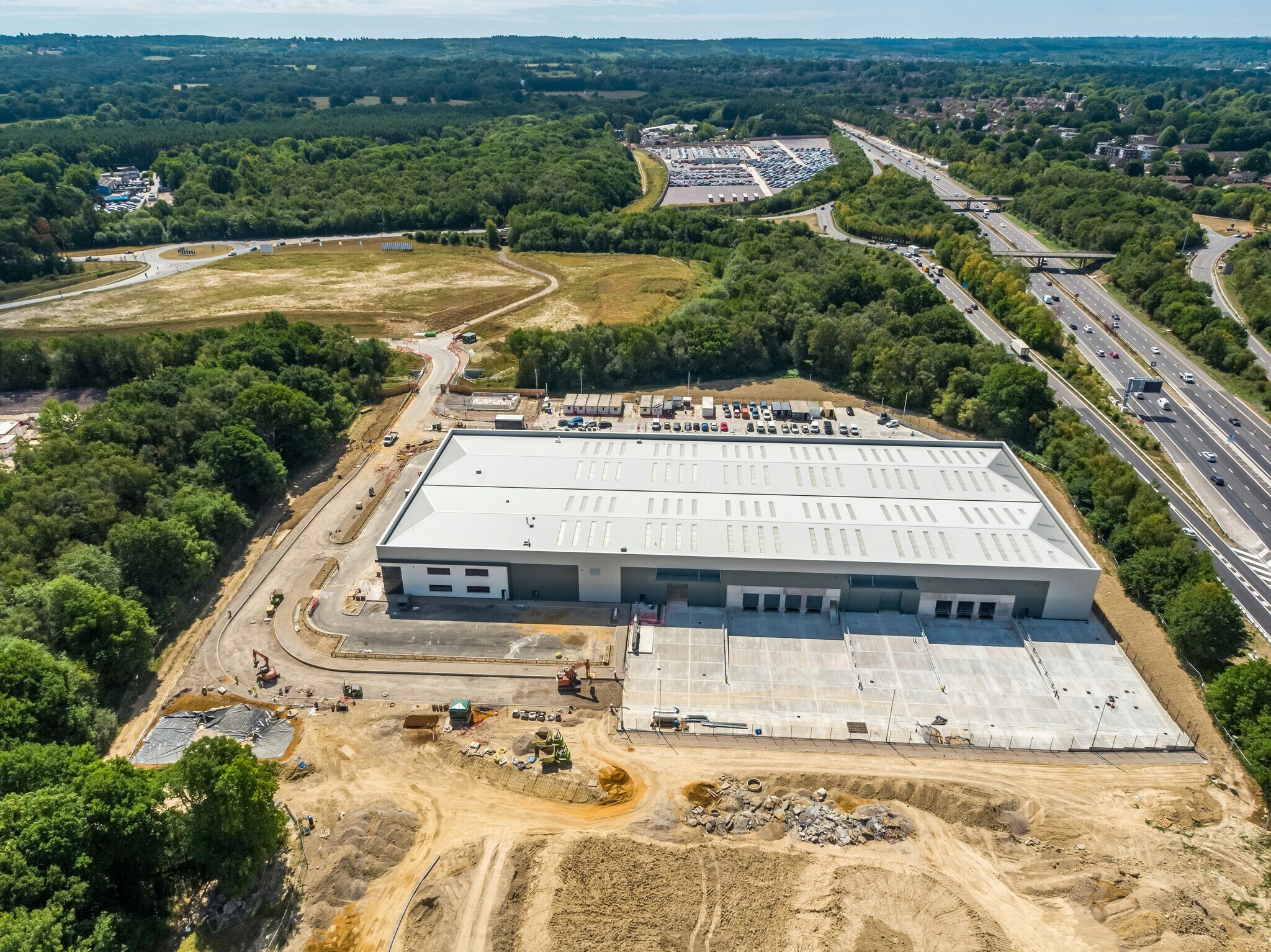 St Mowden Park, Crawley en alquiler Foto del edificio- Imagen 1 de 7