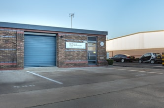 400 Montrose Ave, Slough en alquiler Foto del edificio- Imagen 2 de 2