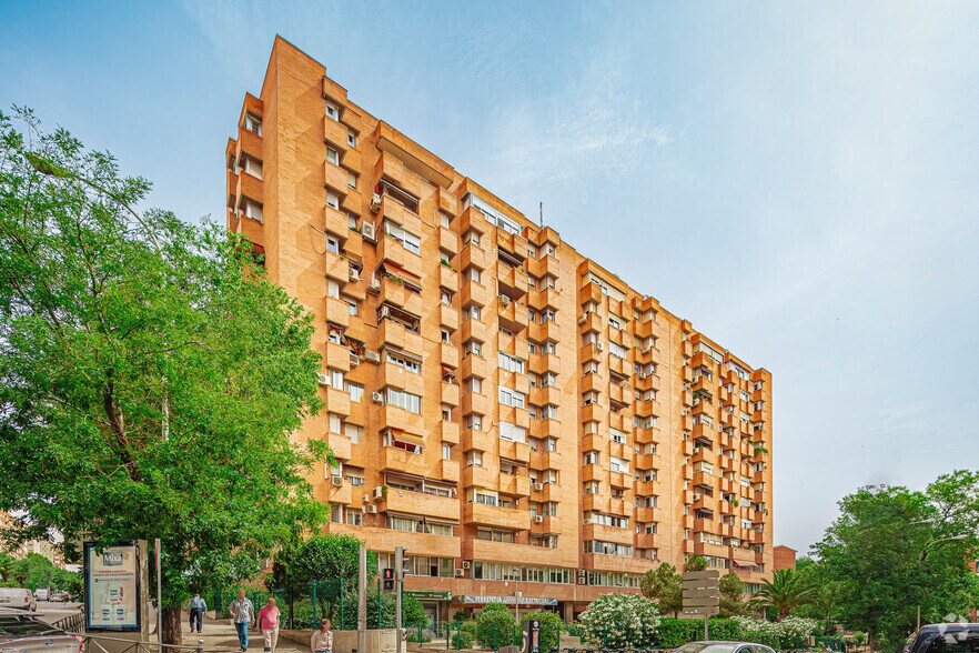 Calle de Lira, 1, Madrid, Madrid en venta - Foto principal - Imagen 1 de 2