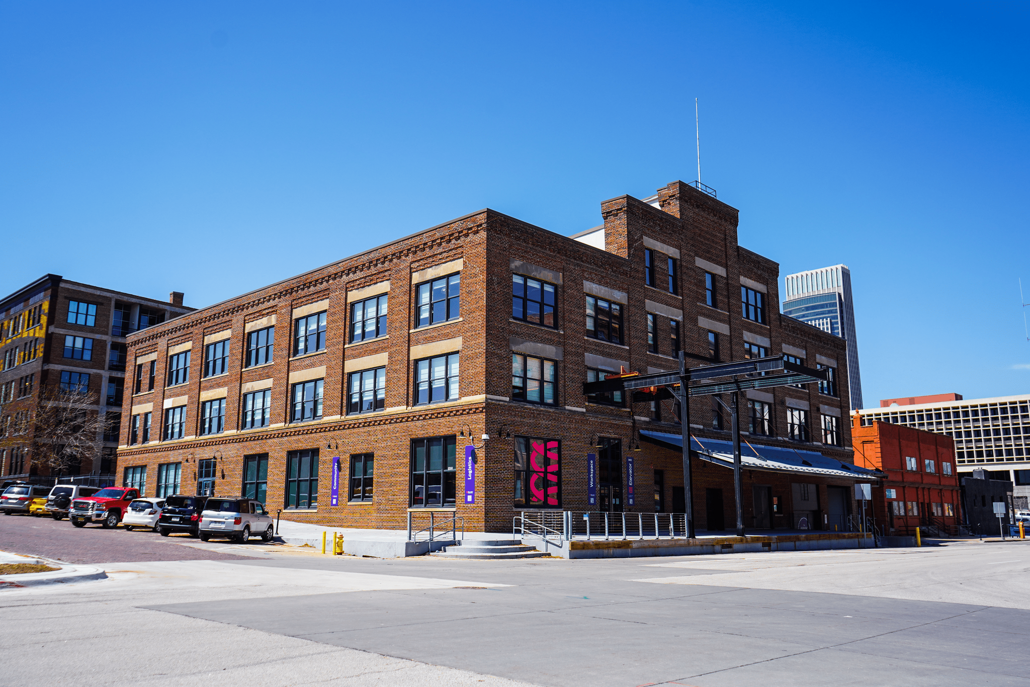 1402 Jones St, Omaha, NE en alquiler Foto del edificio- Imagen 1 de 30