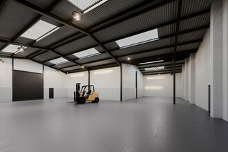 1-8 Dawson Rd, Milton Keynes en alquiler Foto del interior- Imagen 1 de 2