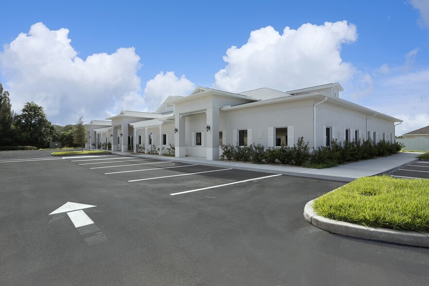 460 Malabar Rd SE, Palm Bay, FL en venta - Foto principal - Imagen 1 de 8