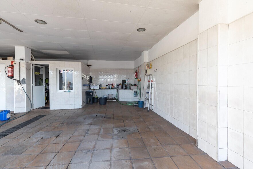 Local en Maracena, Granada en venta - Foto del interior - Imagen 3 de 20
