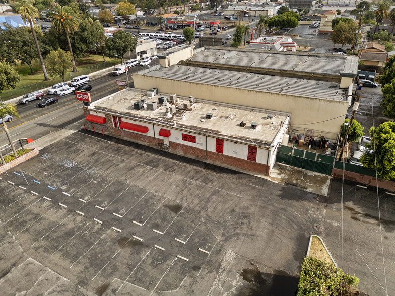 251 W Base Line St, San Bernardino, CA en venta - Foto del edificio - Imagen 2 de 14