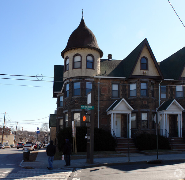 321-323 Port Richmond Ave, Staten Island, NY en venta - Foto del edificio - Imagen 2 de 3