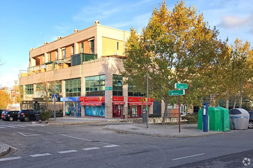 Calle Atenas, 2, Pozuelo De Alarcón, Madrid en alquiler - Foto del edificio - Imagen 2 de 3